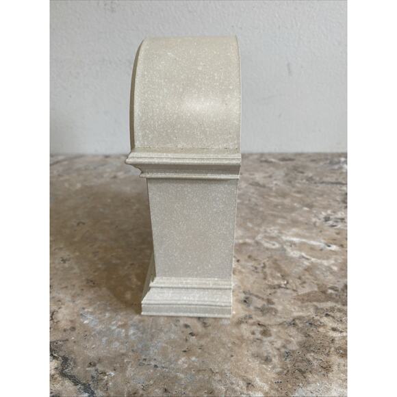 Ingraham Ivory Mantel Desk Clock 6"x5" Art Deco Style Vintage WORKS - Picture 7 of 9